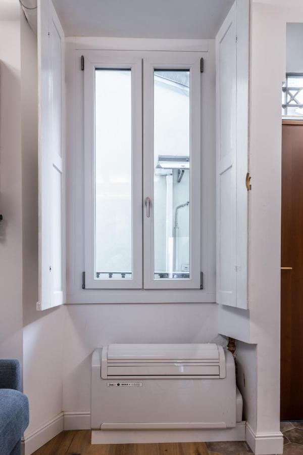 Unique Suite In Milan Center Esterno foto